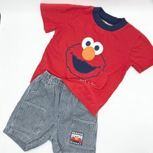 Sesame Street Vintage Elmo Appliquéd T Shirt and Railroad Stripes Pull On Shorts